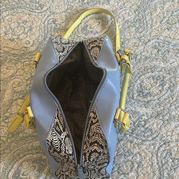 Catherine Malandrino Blue and Yellow Satchel - Picture 4 of 4